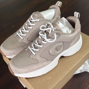 Brand new coach women sneakers size 9.5B